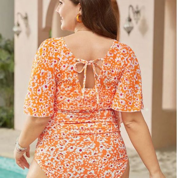 BloomChic NWT Orange Floral Dolman Swimsuit  Size 14 XL - Picture 3 of 5